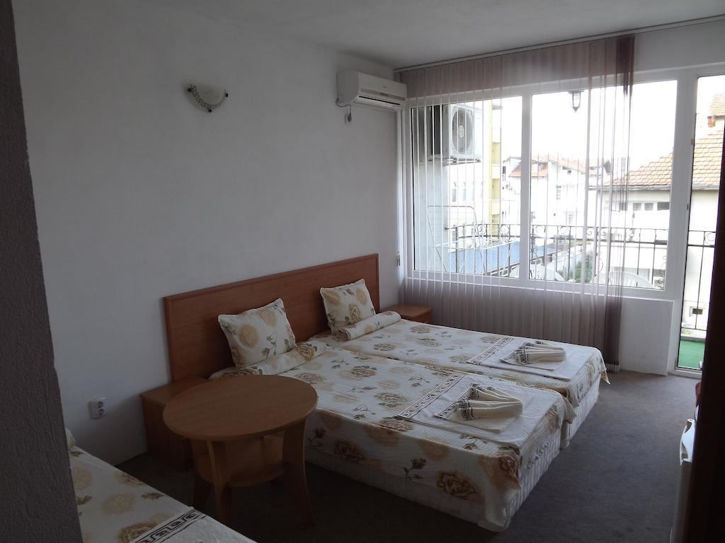 Guest House Stenli Primorsko Habitación foto