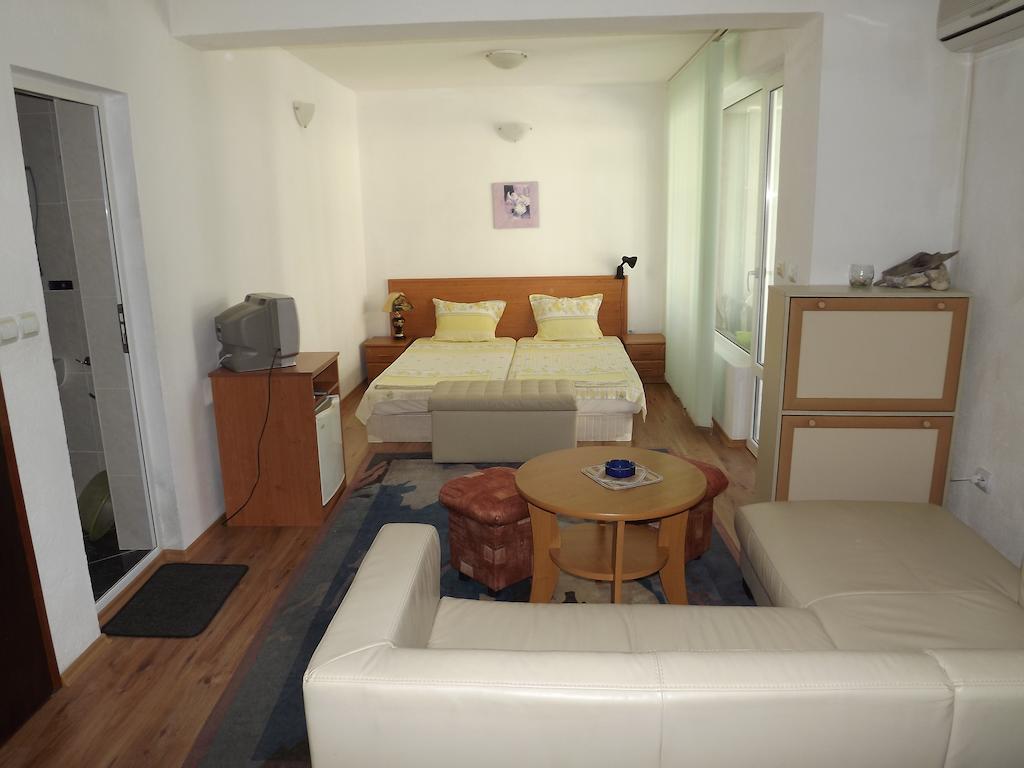 Guest House Stenli Primorsko Habitación foto